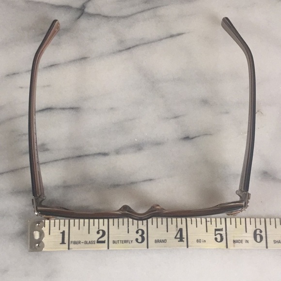 Readers - Picture 6 of 7